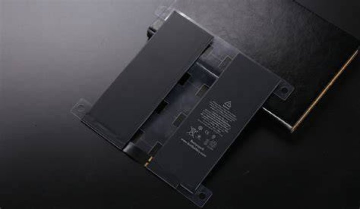 How long does the iPad pro 10.5 battery last?