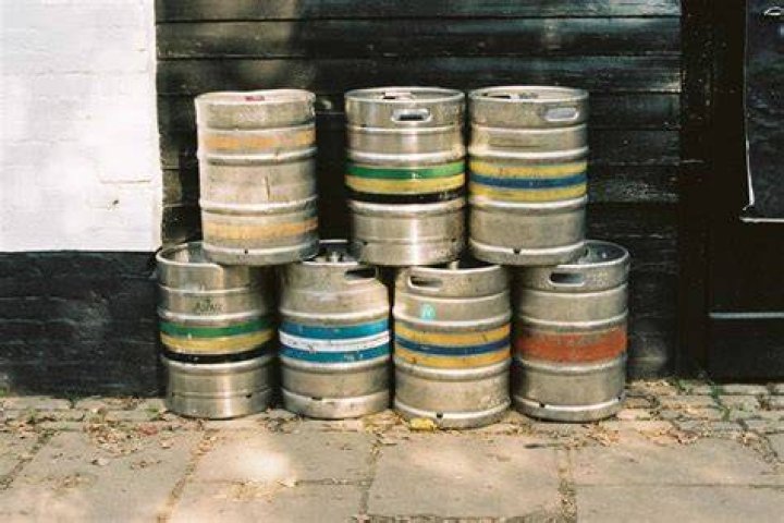 How long will an untapped keg of beer last?