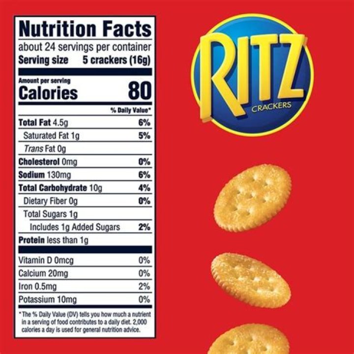 How many calories does a sleeve of Ritz crackers have?